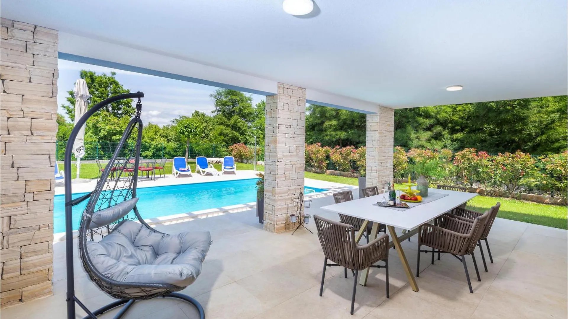 Holiday home 3 Bedroom Beautiful Home In Sosici